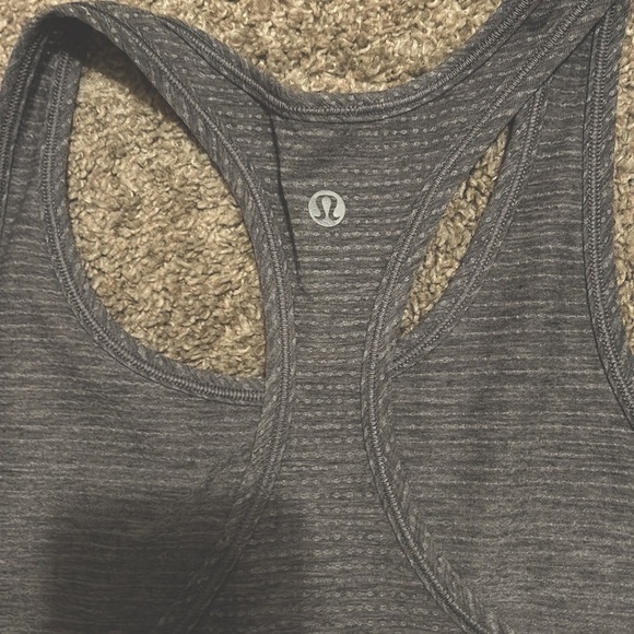 Lululemon Long Distance Tank - Picture 6 of 6